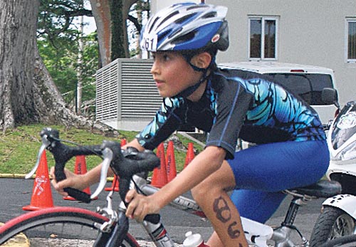 <p>Ciclismo. Atletas sobre sus bicicletas dieron la batalla.</p>