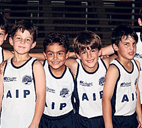 <p>Anotadores. Con los amigotes después de ganar la copita.</p>