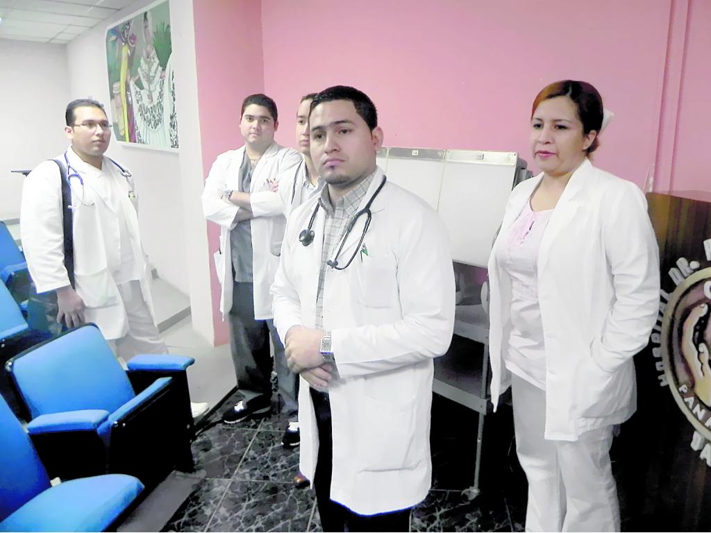 Escasez. No hay suficientes especialistas en el ramo.(Mayra Madrid)