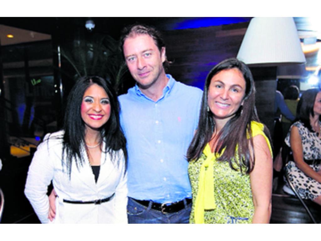 5. Dagmar Flores, Estela Ford, Gonzalo Ortega y Lorena Guzmán.