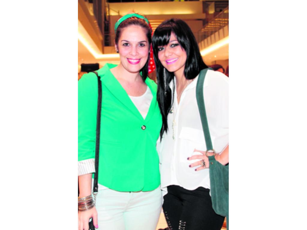 8. Fabiola Gómez y Massiel Pinzón.