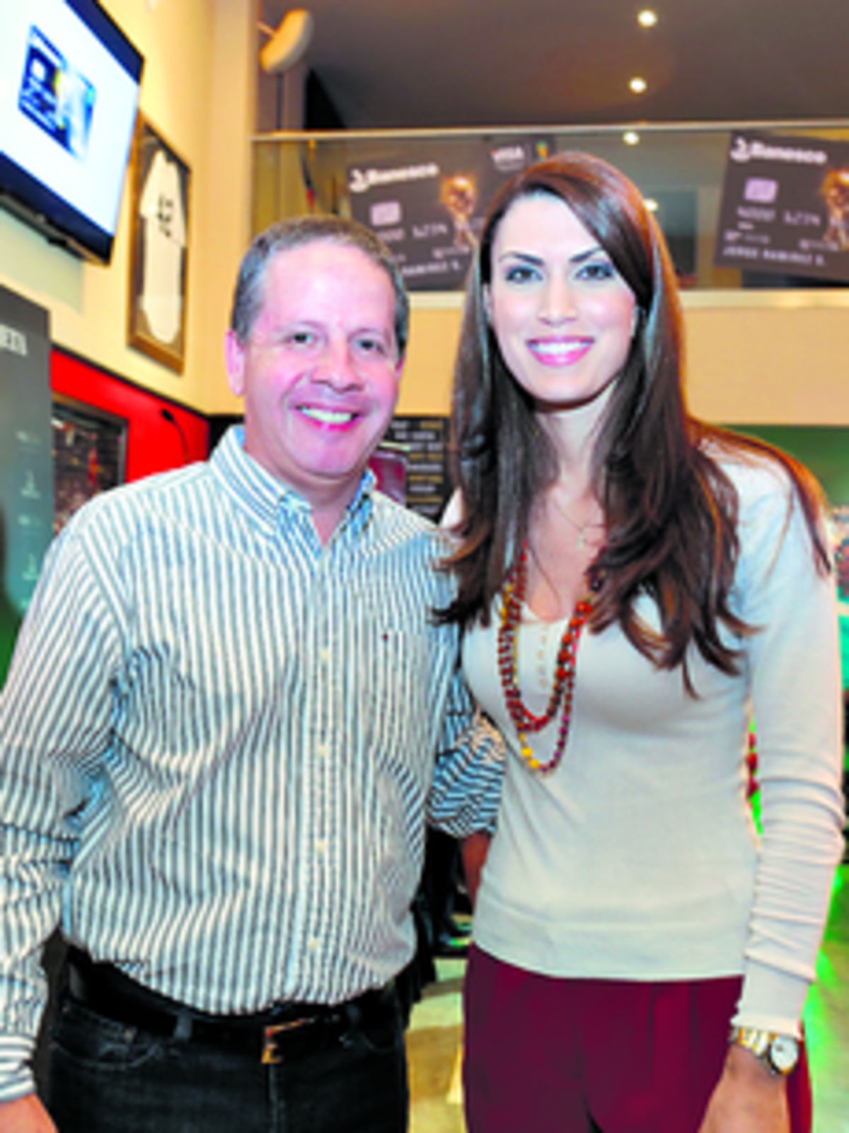 6. David Samudio y Alessandra Mezquita.