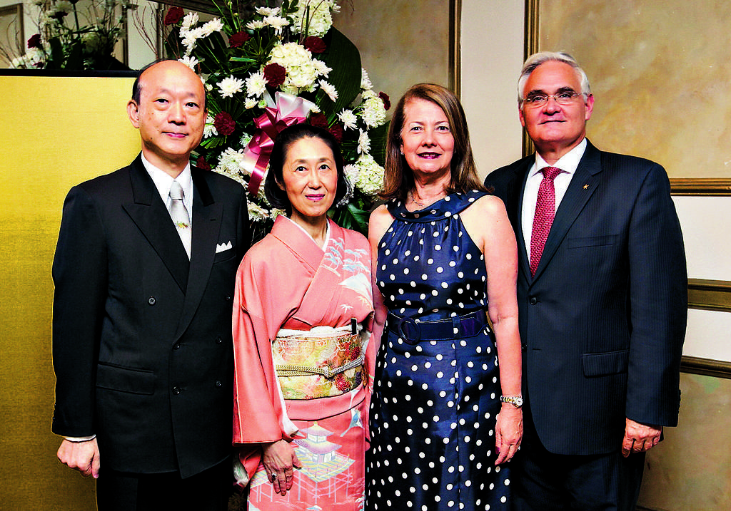 Ikuo Mizuki, Ikuko Mizuki, Marcia Richard de Quijano y Jorge Quijano.(Abel RodrÍguez)