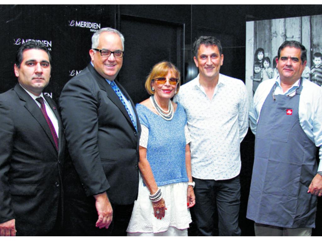 2. Vivian Fernández de Torrijos y Sergio Ochoa.