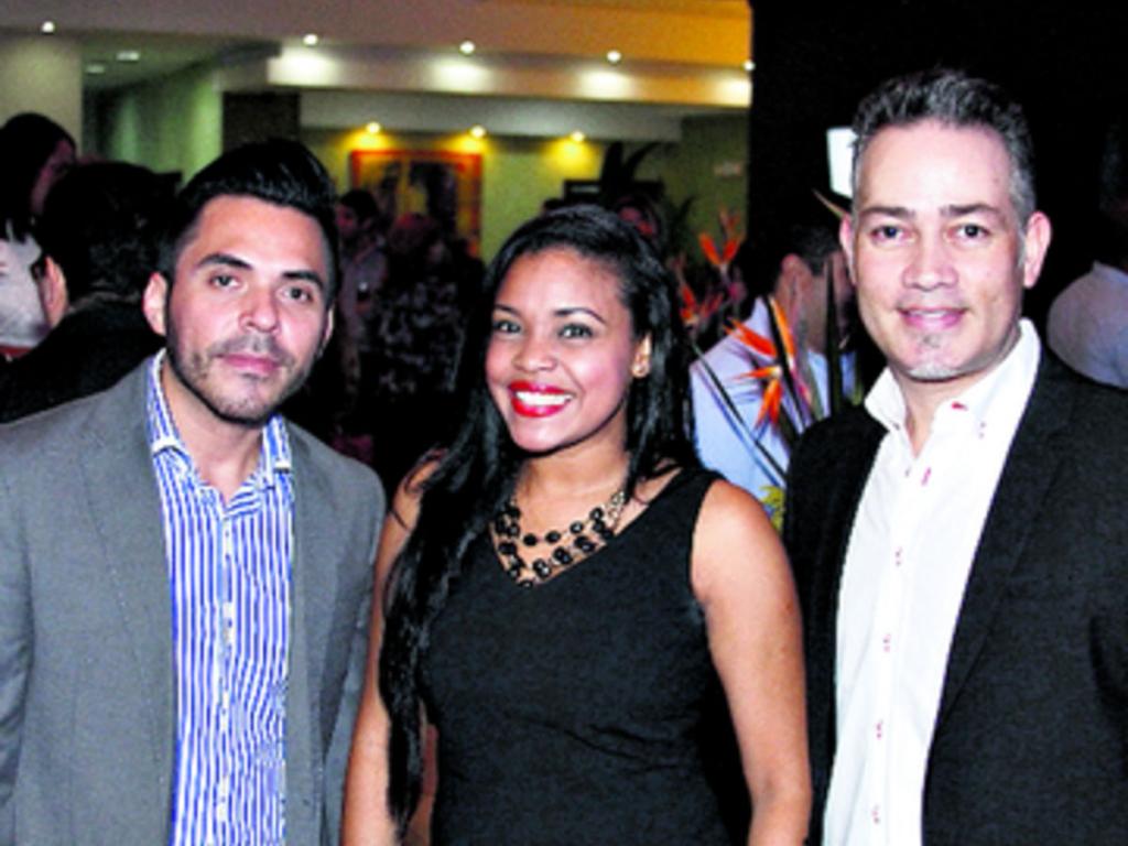 3. Mónica Maura, Clyde Stettler y Anayansi Pérez.