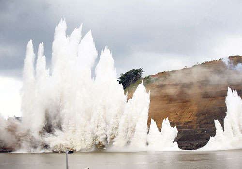 <p>Explosión. Las obras comenzaron en septiembre de 2007.</p>