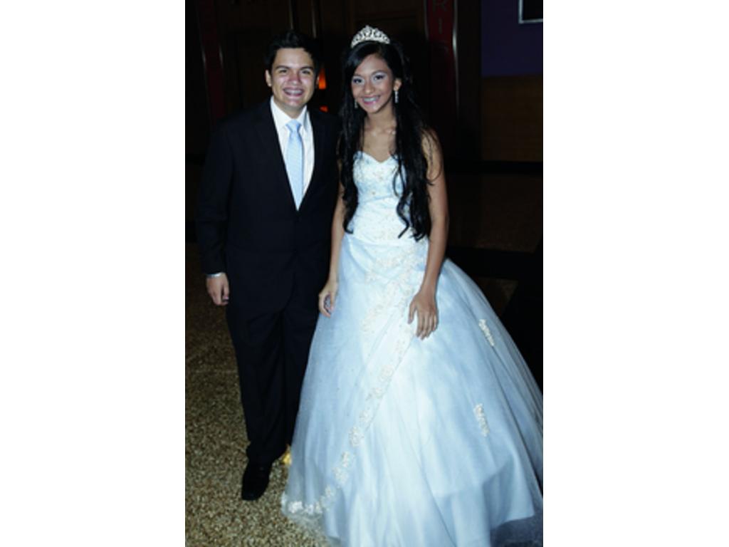 8. Karla y Karol García.