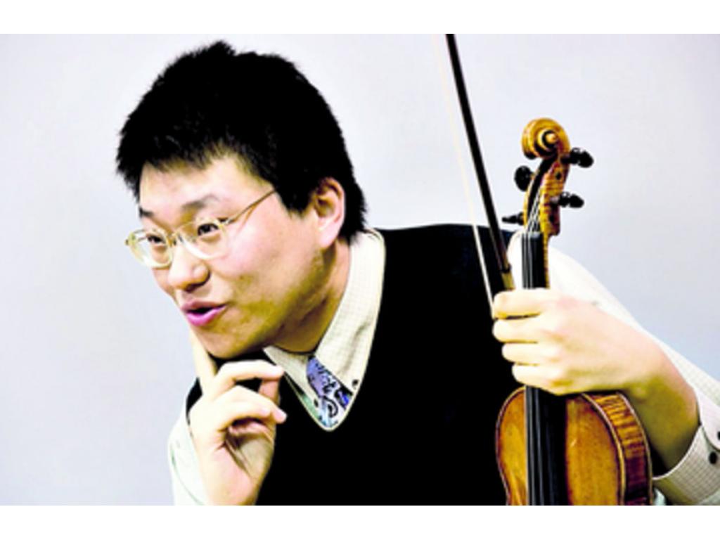 Lin He, violinista (China/Estados Unidos). (www.clapandtap.org )