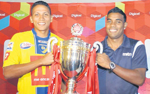 <p></p><p></p><p>Premio. La copa para el campeón.</p>