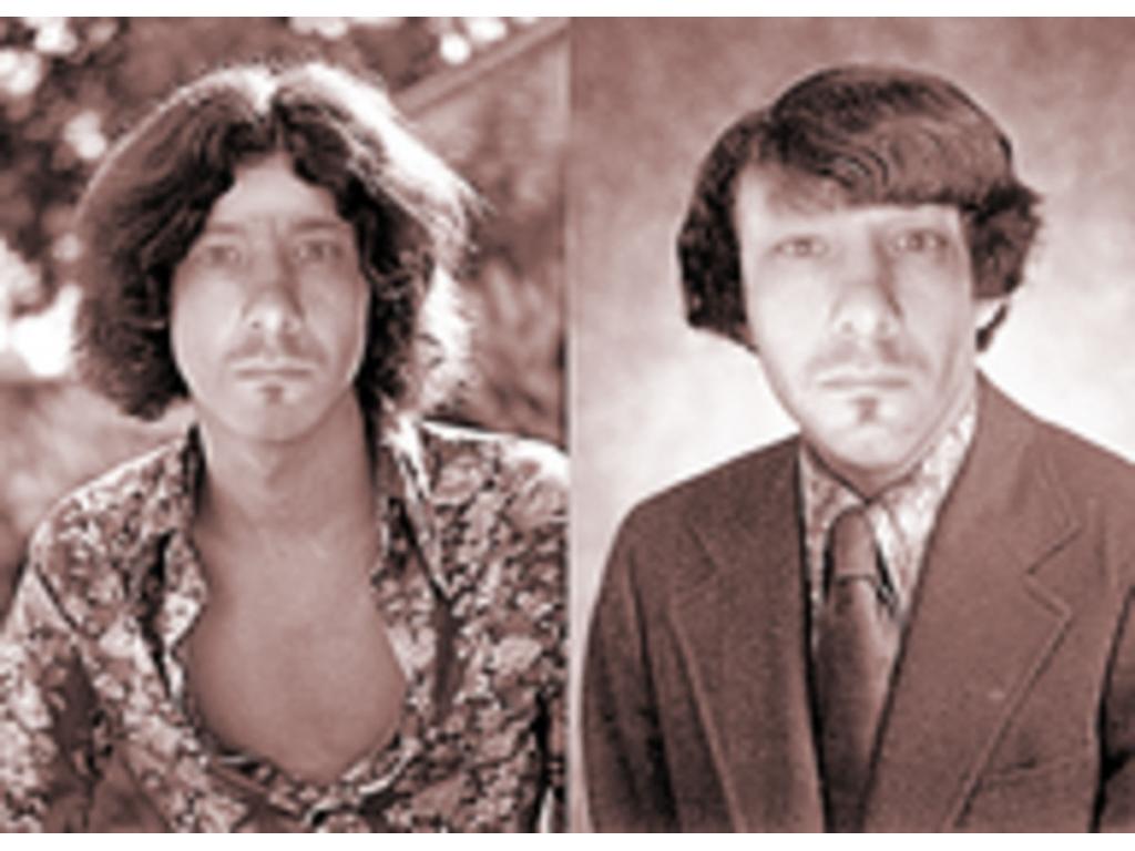 OldBooth. Editor de imágenes que permite modificar las fotos de tus amigos como si hubieran estado hechas durante los años 60. No es tan divertida como otras, pero es bastante buena.