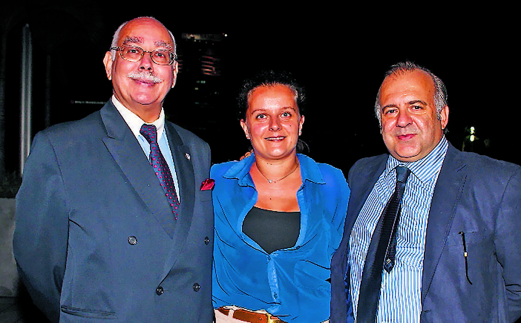 Alberto Altamirano Lacayo, Mayté Ramos y Enrique Ramos.()