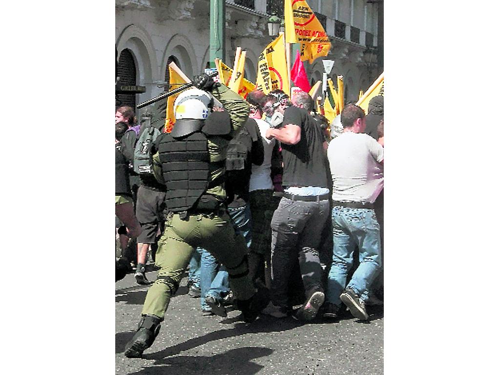 Duro enfrentamiento.(EFE)