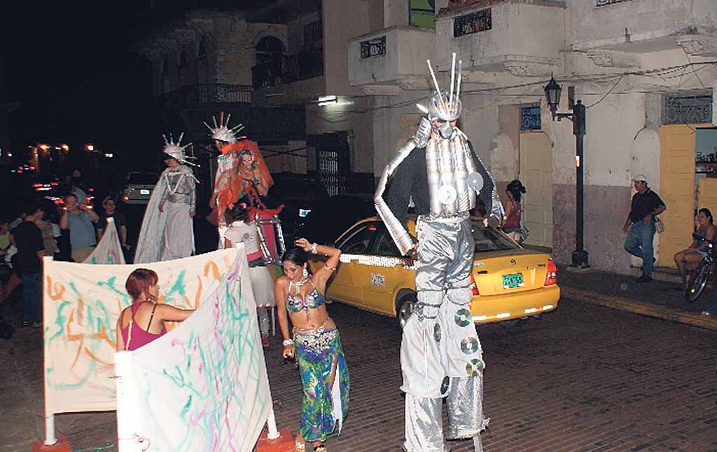 <p>ArtBlock. Espacio cultural para los artistas emergentes.</p>