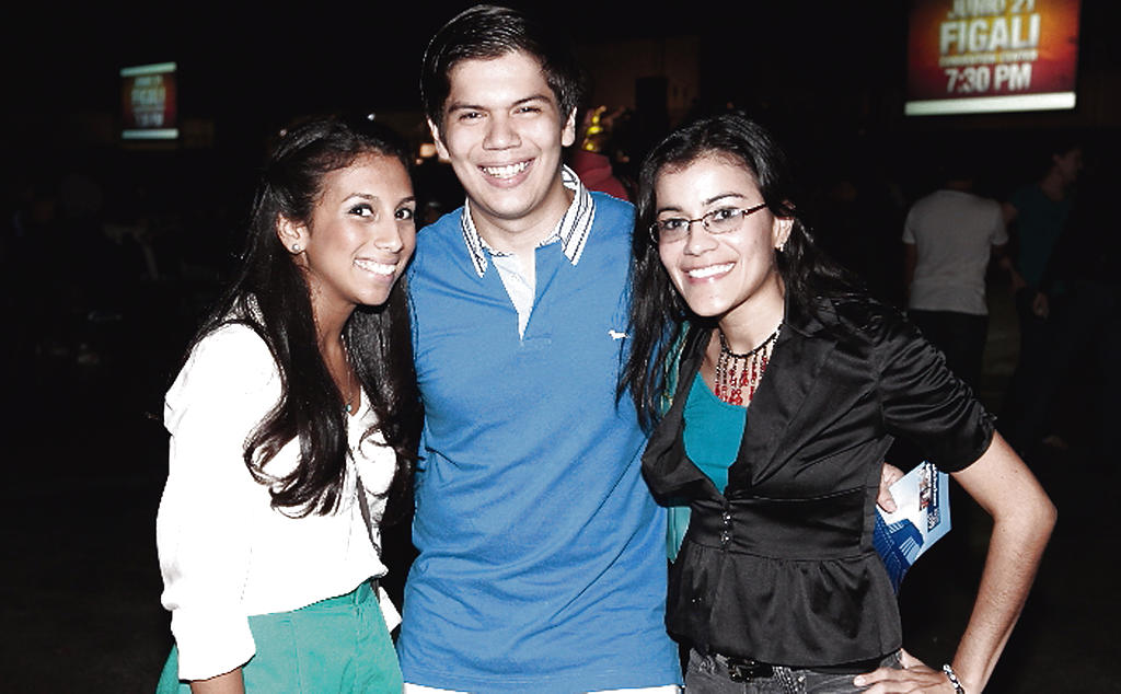 Alexandra Barrancos, Gustavo Mejía y Aileen Mejía.()