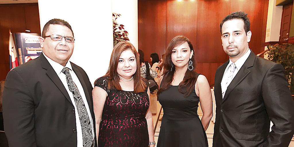 Eriberto Estribí, Irina Montaño, Giselle Jaimes y Raúl Leis Arce.()