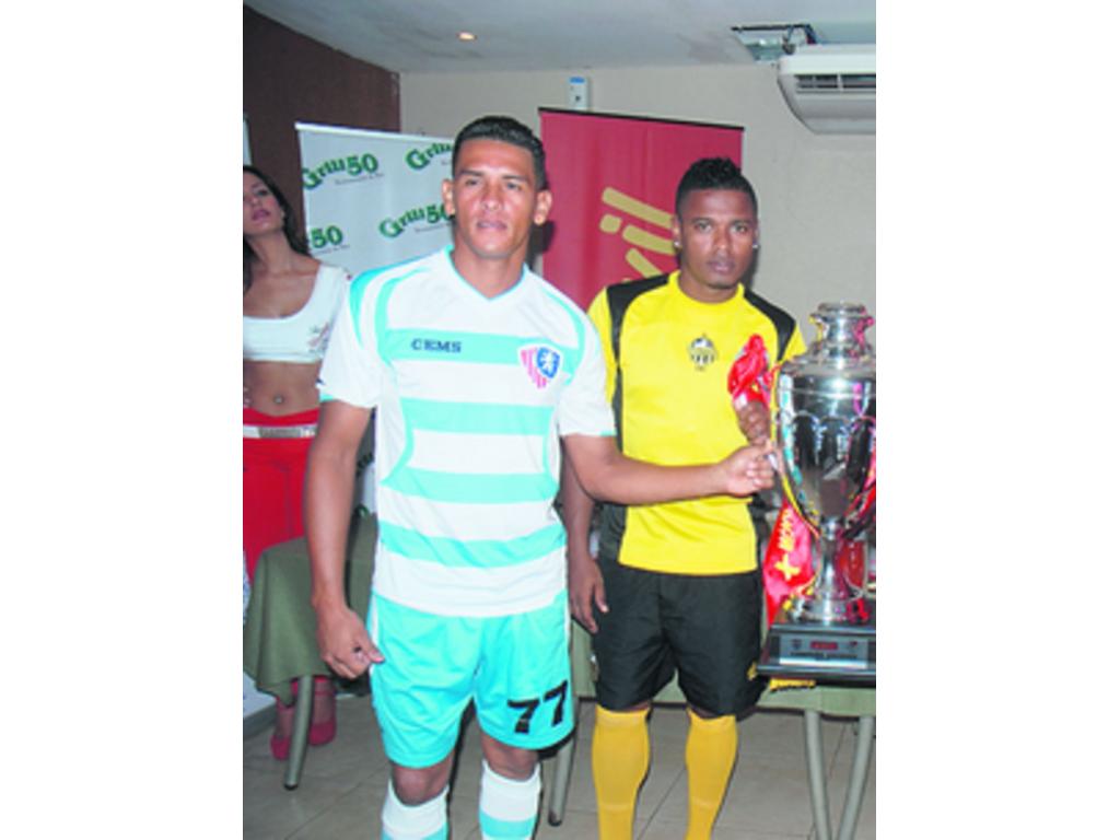 S.D. Panamá Oeste (izq.) y CAI (dcha.) jugarán mañana en la LNA.(Cortesía)