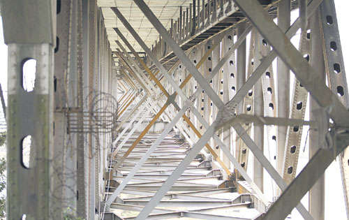 <p>Estructura. MSM hará trabajos por debajo del puente.</p>