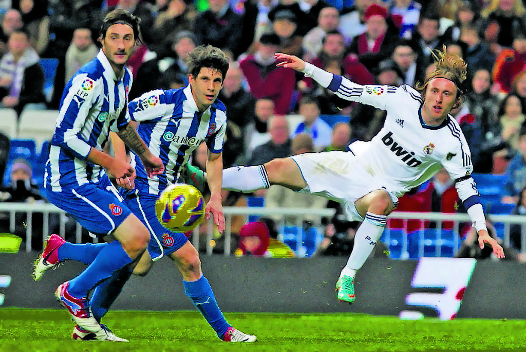 Culpa. Luka Modric no salió en el segundo tiempo.(AP)