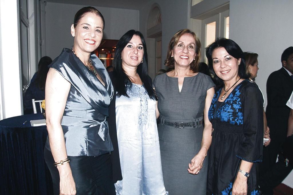 Irene de Delgado, Gina de Méndez, Lidia de Aparicio y Omaira de Arosemena.()