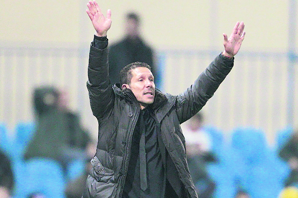 Técnico. El Cholo Simeone durante el juego de ayer.(EFE)