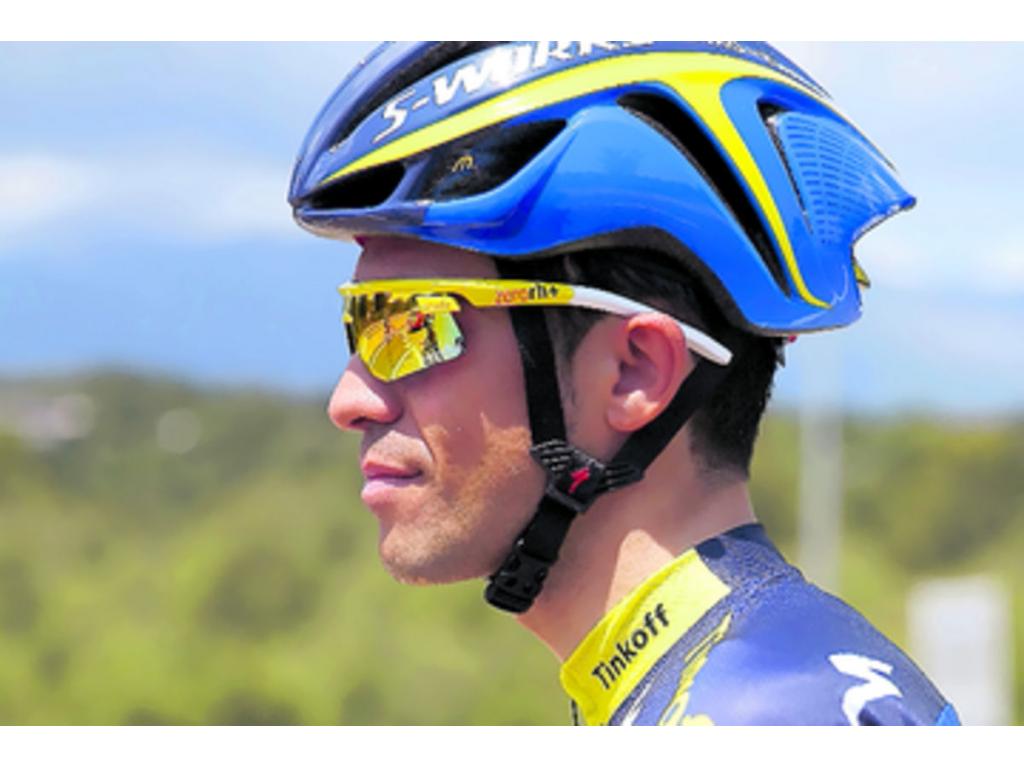 El británico Chris Froome (Sky) consideró bueno no haberse vestido de amarillo en el Tour de Francia, tras la contrarreloj por equipos para no tener que asumir la responsabilidad de la carrera en los próximos días.(AP)