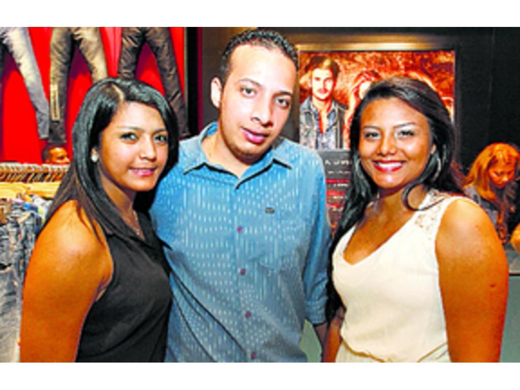 4. Julieth Beltrán, Javier Degracia y Keysi Araya.