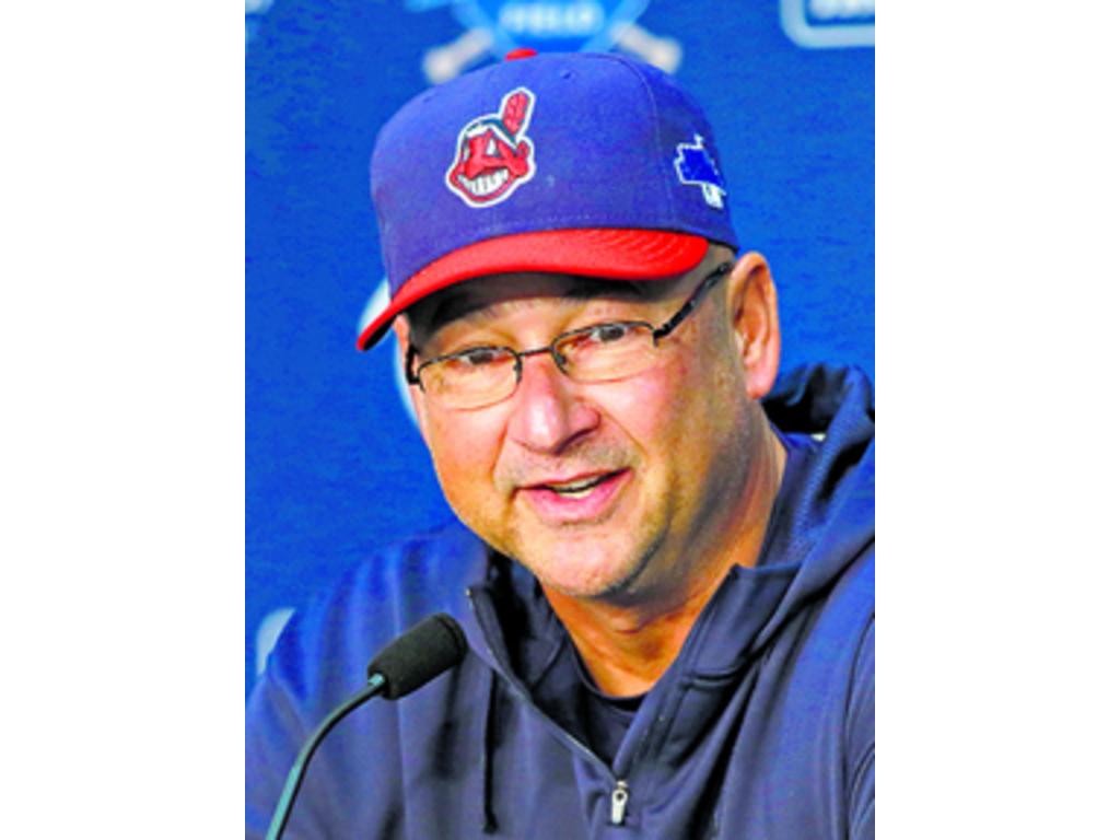Terry Francona ganó dos Series Mundiales con los Medias Rojas.(AP)