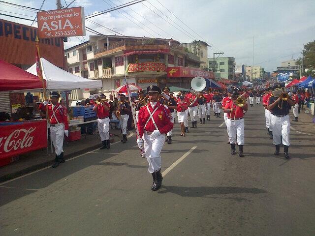 La banda de música de los Bomberos de Panamá Oeste desfiló. Foto/Cortesía @bomberosoeste <br>