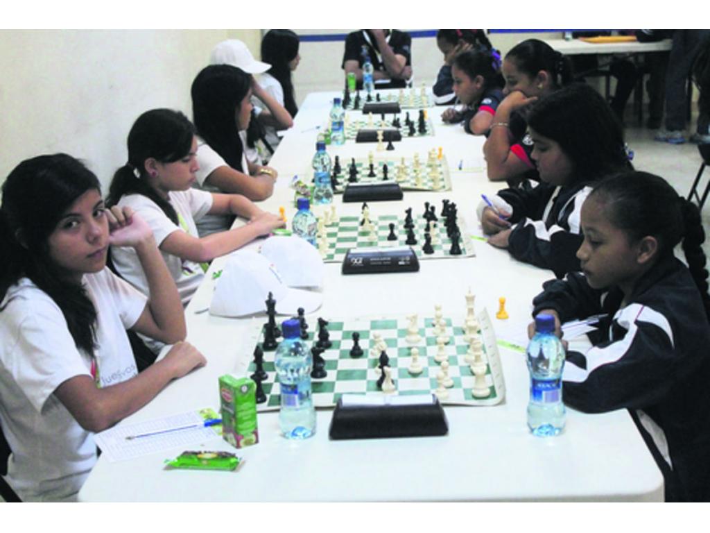 El ajedrez nacional no tuvo una de sus mejores jornadas, al empatar por partida doble (ramas masculina y femenina) ante Costa Rica 2 1/2. (Foto: Cortesía)