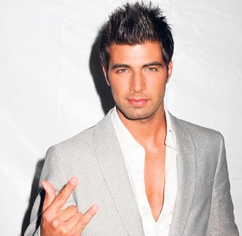<p> Jencarlos Canela</p>