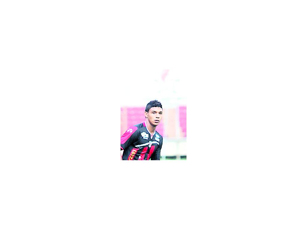 El joven futbolista del Río Abajo FC, máximo artillero del Torneo Apertura 2012 de la LPF, intentará aumentar hoy su cuota goleadora (lleva 10).()