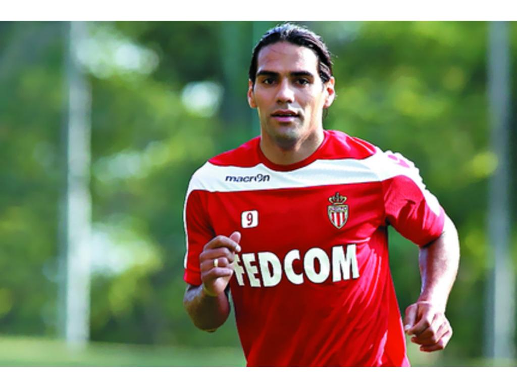 Radamel Falcao ya se entrena con su nuevo equipo, el Mónaco.(EFE)