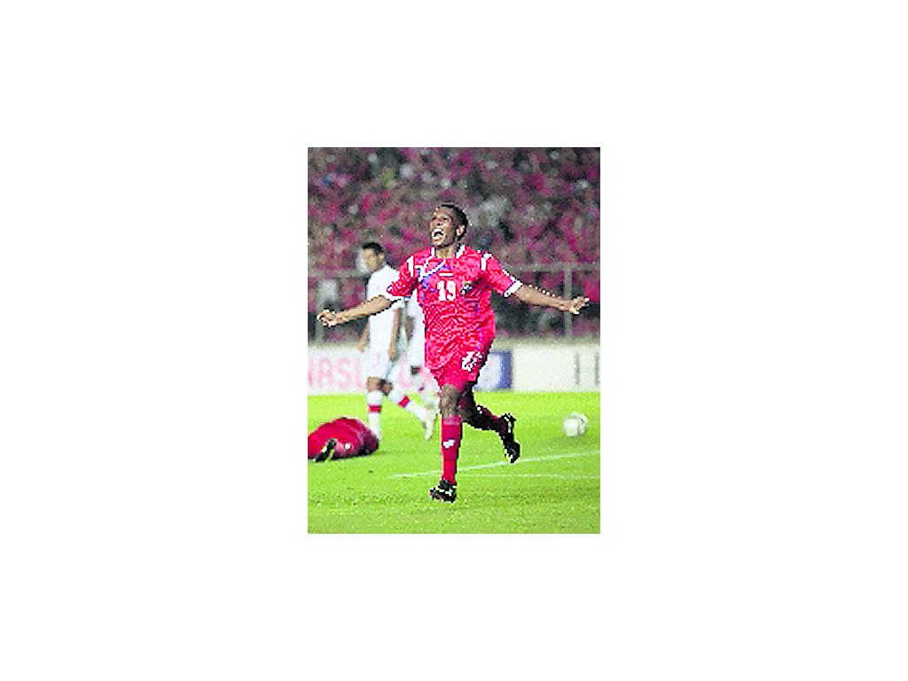 El volante de Chorrillo FC salió tocado (una lesión muscular) tras el triunfo ante Canadá, pero se espera que en los próximos días esté recuperado totalmente.()