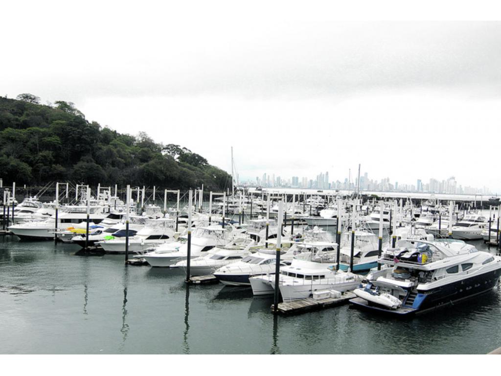 Marinas cuentan con astilleros para reparaciones y mantenimiento.(Carlos Lemos)