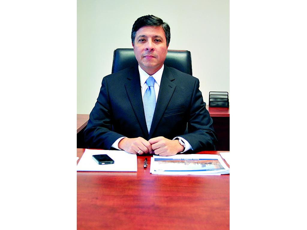 Secretario nacional de Energía y exdirector de la Oficina de Electrificación Rural (OER).()