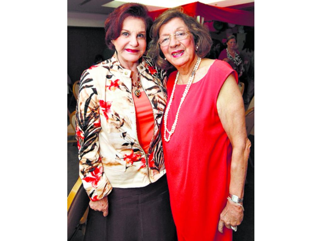 7. Vilma Cordovez y Olga Leignadier.