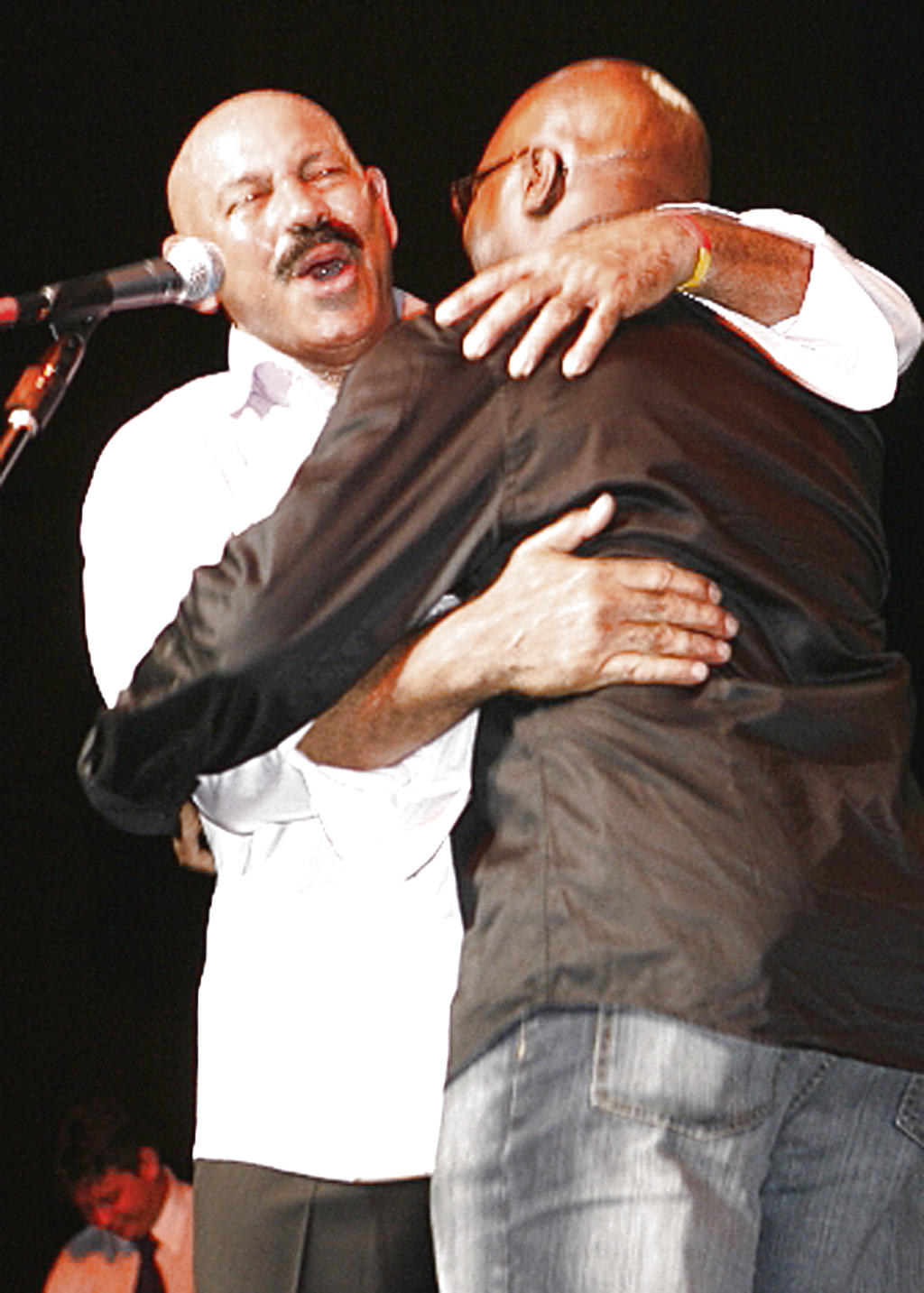 Junto a Óscar D León.()