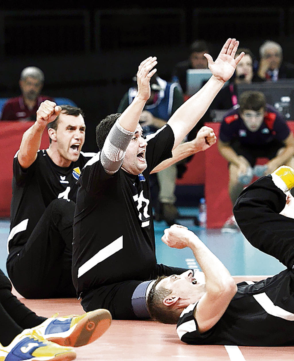 Voleibol. Bosnia y Herzegovina celebra.(EFE)