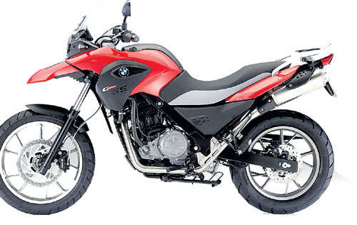 <p>Motor: monocilíndrico 4 tiempos </p>