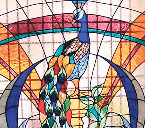 <p>Figurativo. Los bocetos son figurativos o geométricos.</p>