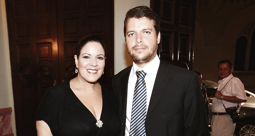María Gabriela Ollarves y Mercurio Zeballos.()