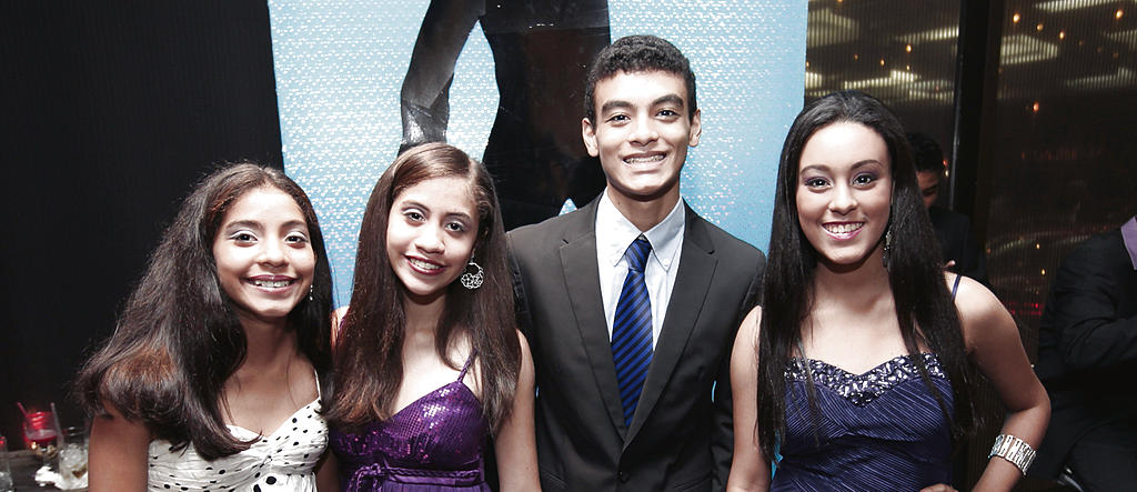 Kristen Morán, Karen Morán, Carlos Vargas y Mariana Vargas.()