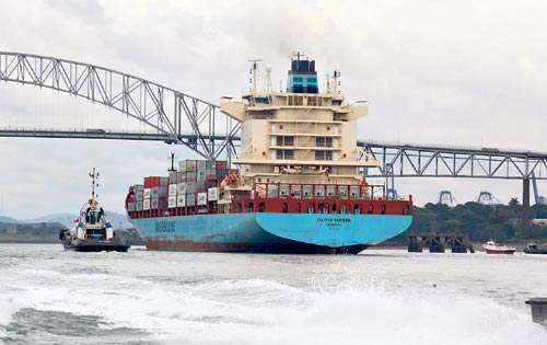<p>Operativo. Uno de los barcos que participa de la acción.</p>
