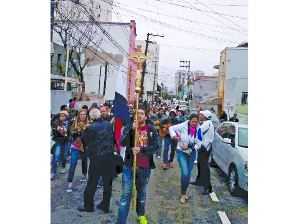 La representación panameña hizo todo lo posible para cumplir con la misión de llevar la palabra de Dios por algunas de las calles de Río de Janeiro.(FOTO: ARQUIDIÓCESIS DE PANAMÁ)