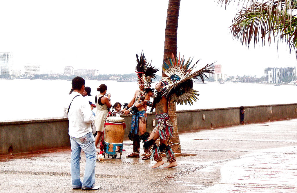 Malecón. Encontrarás todo tipo de manifestaciones artÃsticas.(Damien00/ wikimedia commons)