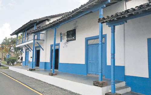 <p></p><p>El Museo de Penonomé cuenta con más de 200 piezas.</p>