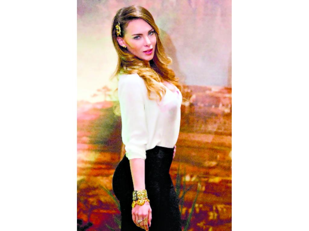 Belinda negó andar con Gianluca.