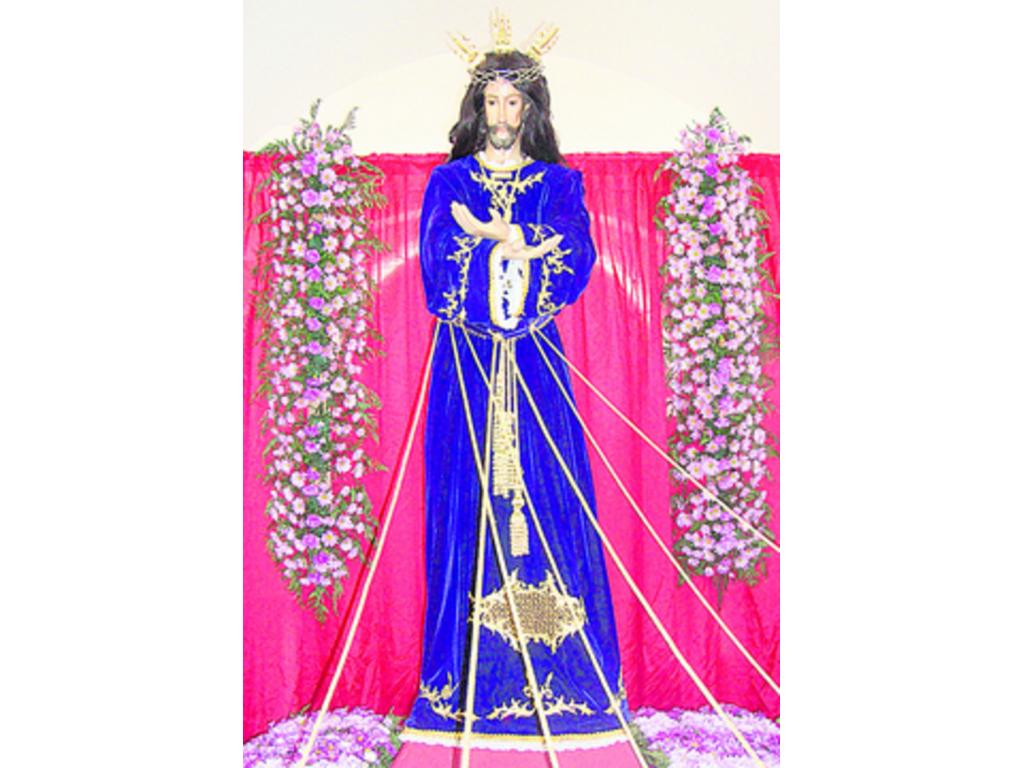 La imagen del Cristo quedó casi igual que como era hace siglos.