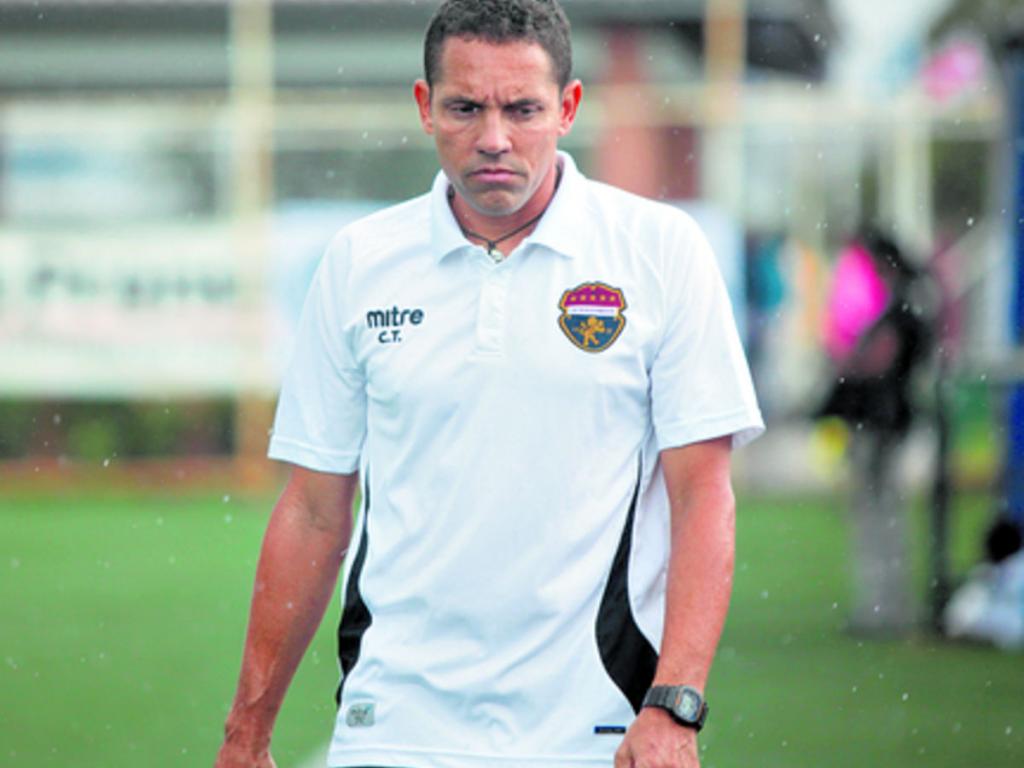 Mike Stump, estratega placino, sostuvo que sus dirigidos saldrán a proponer durante el duelo de mañana.(Alberto Ortega )