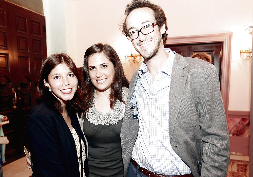 Jennifer Valverde, María Alejandra Zachrisson y Ben Myers.(Abel Rodríguez)